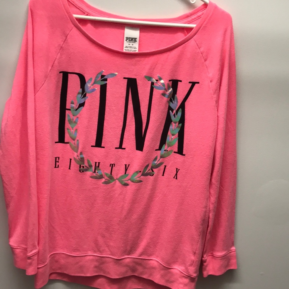 VS PINK long sleeve shirt